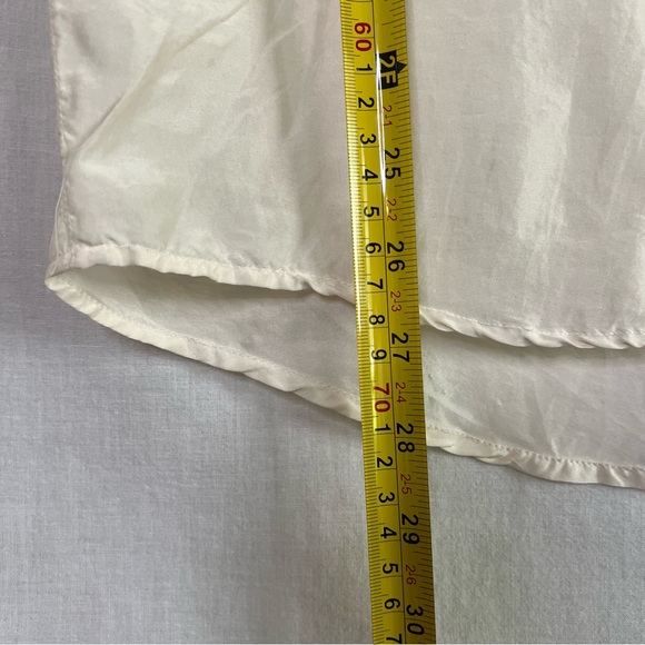 Paul Harris, Collared Women’s Beige Button up Silk Shirt, Size Small - Picture 3 of 8